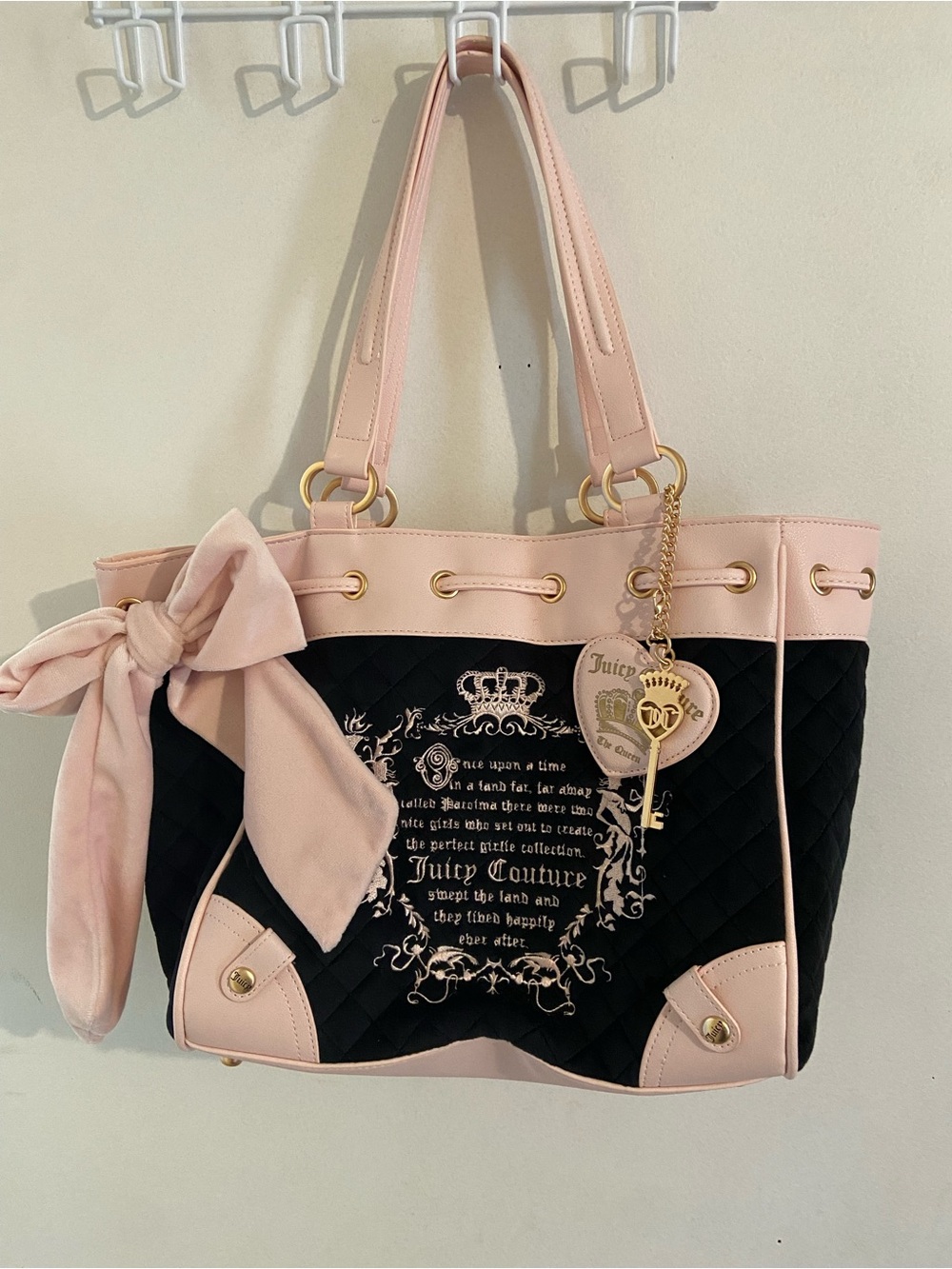 Juicy Couture Juicy Tale Tote in black and pink